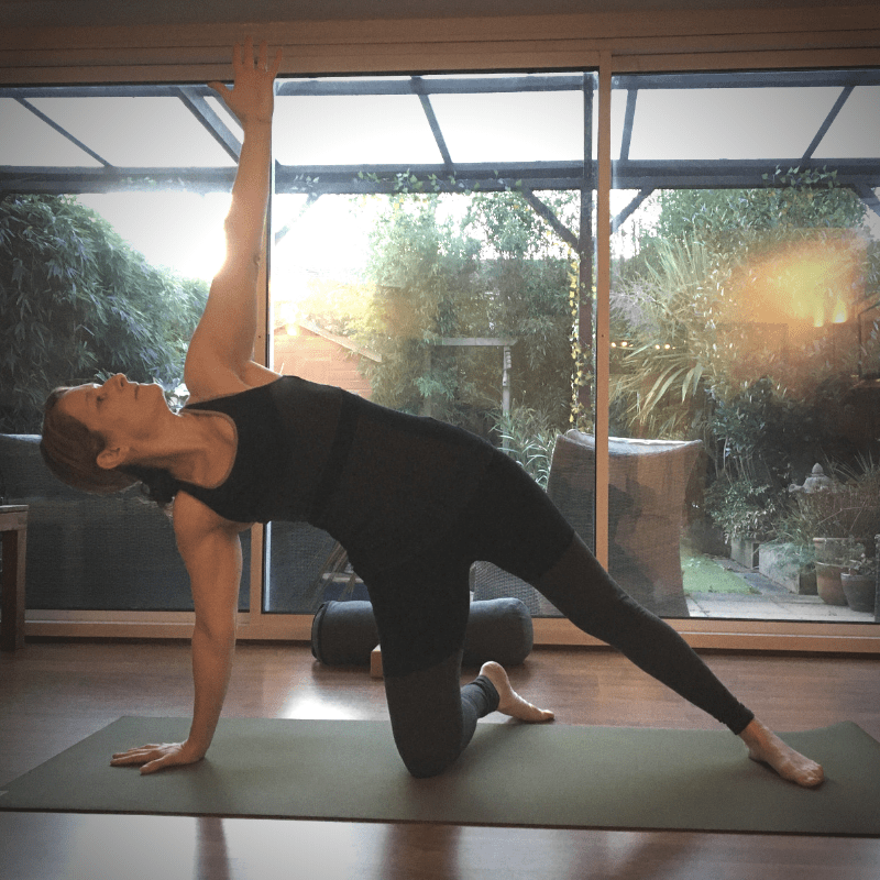 Half side plank pose